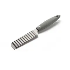 GLOBAL - Cortador Ondulado Gris 24cm