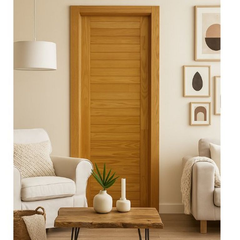 Puerta de Madera Principal Pino Semisolida Mach Nat Bisel Imperial 25 Paneles