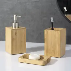 JUST HOME COLLECTION - Jabonera Woody Natural + Dispensador de Jabón Woody Natural + Portacepillo Woody Natural