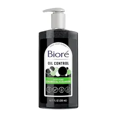 BIORE - Limpiador Facial Carbón para Piel Grasa Envase 200 mL